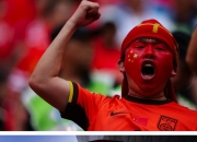 英雄联盟总决赛时间-国家队在足球赛场上展现出色表现，赢得球迷掌声的简单介绍