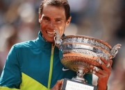 英雄联盟总决赛直播-温网险胜年终总决赛，蒂姆刷新纪录