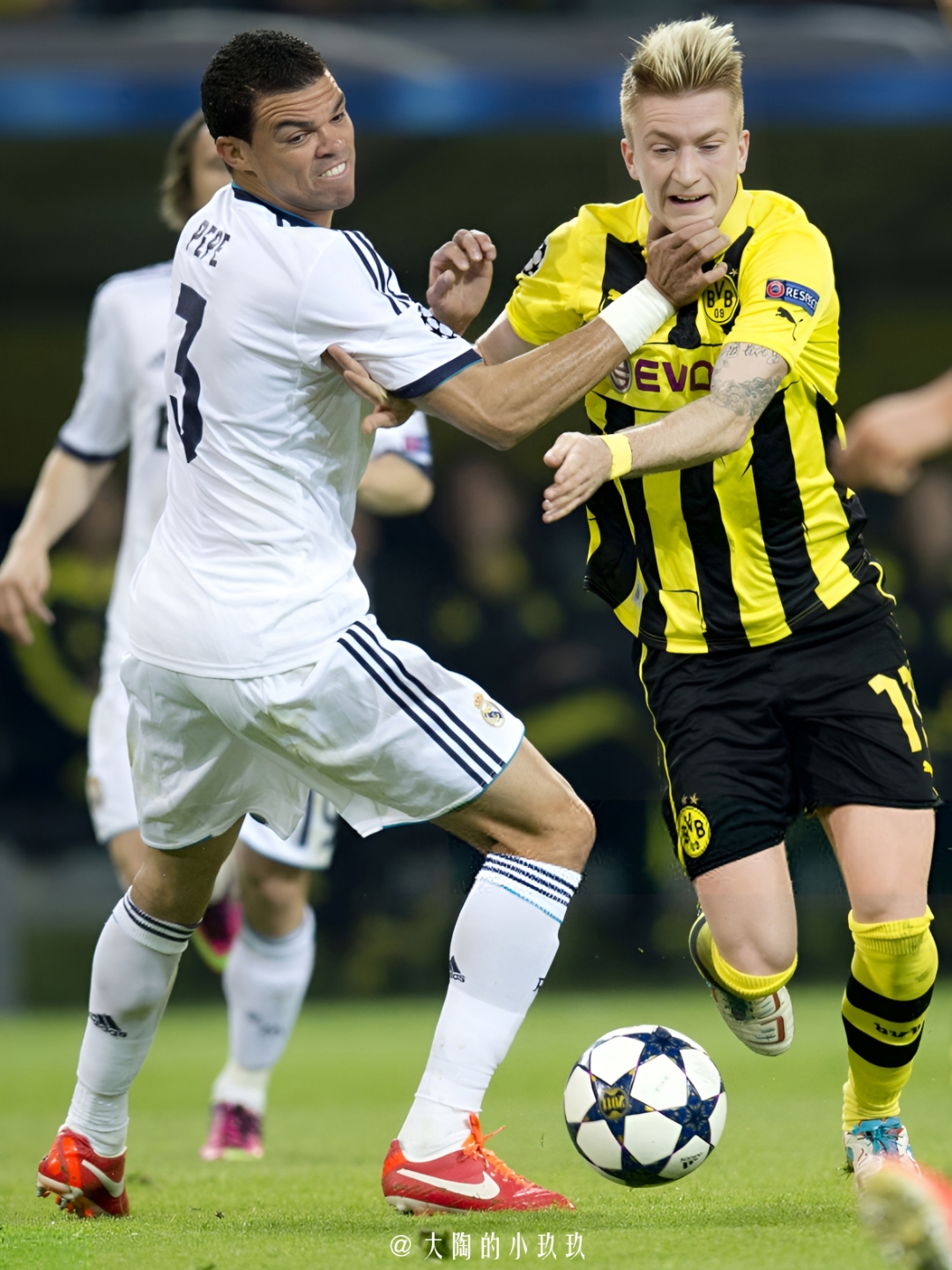 罗伊斯神迹般复出，多特蒙德表现高光