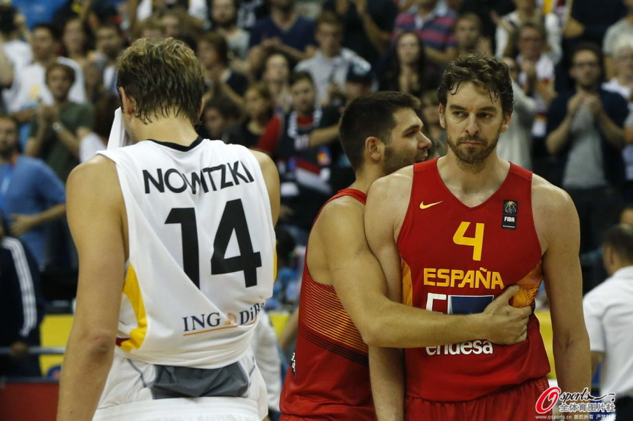 科威特与智利队在欧锦赛资格赛中迎战 科威特与智利队在欧锦赛资格赛中迎战