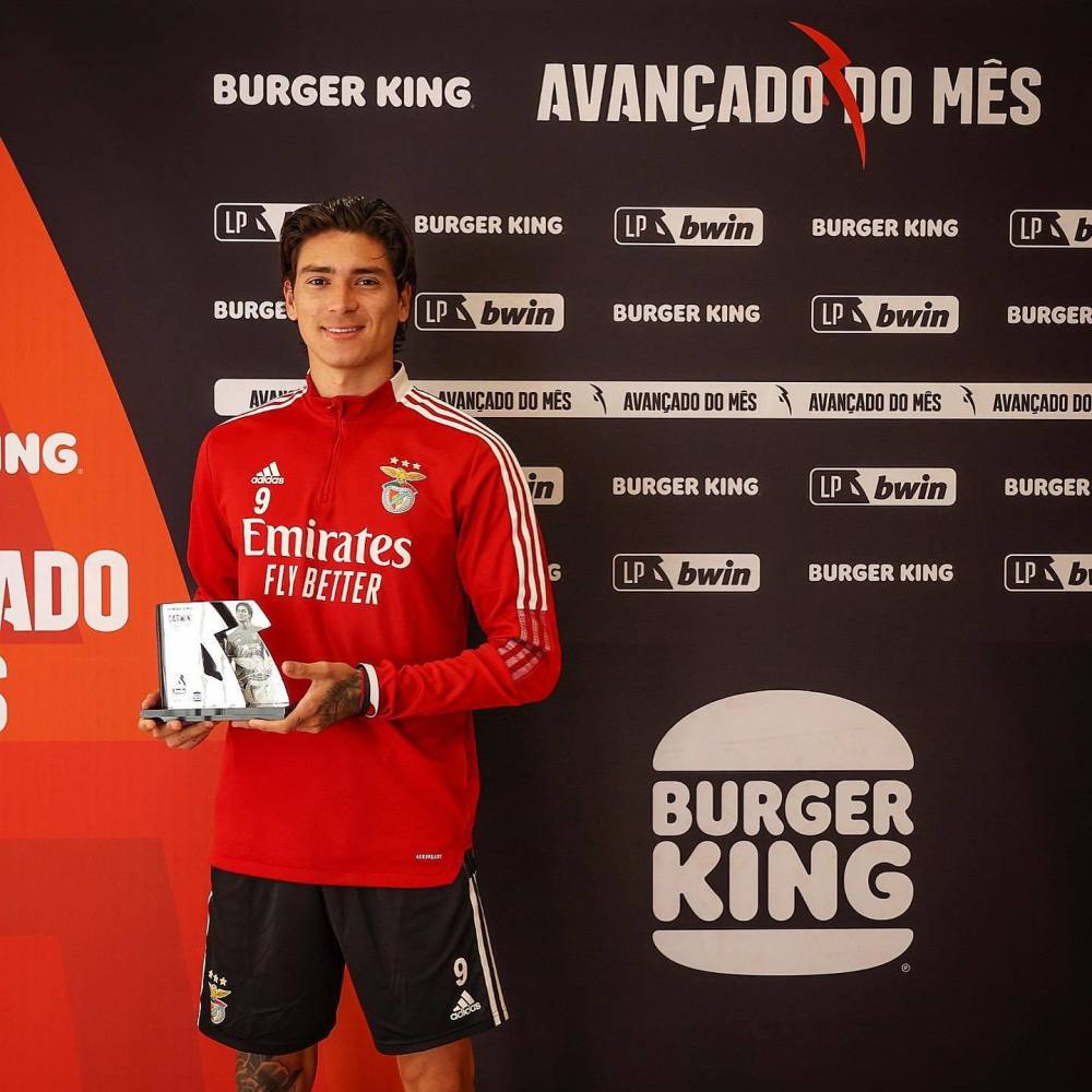 乌拉圭表现出色，成功挑落意大利晋级欧洲杯半决赛的简单介绍