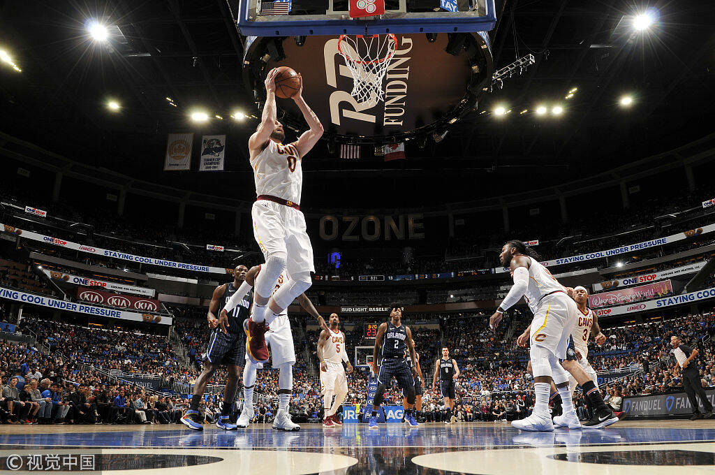 骑士取得关键胜利，老鹰遭遇四连败