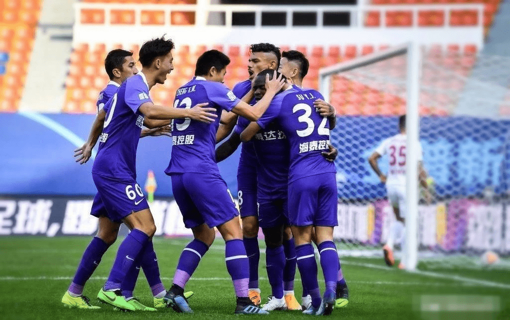 重庆力帆客场被天津泰达逼平，难求胜利