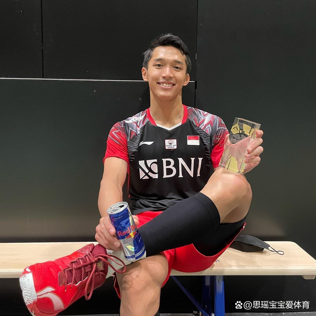 泰国队鏖战印尼队,辛杜统治全场 泰国队鏖战印尼队,辛杜统治全场