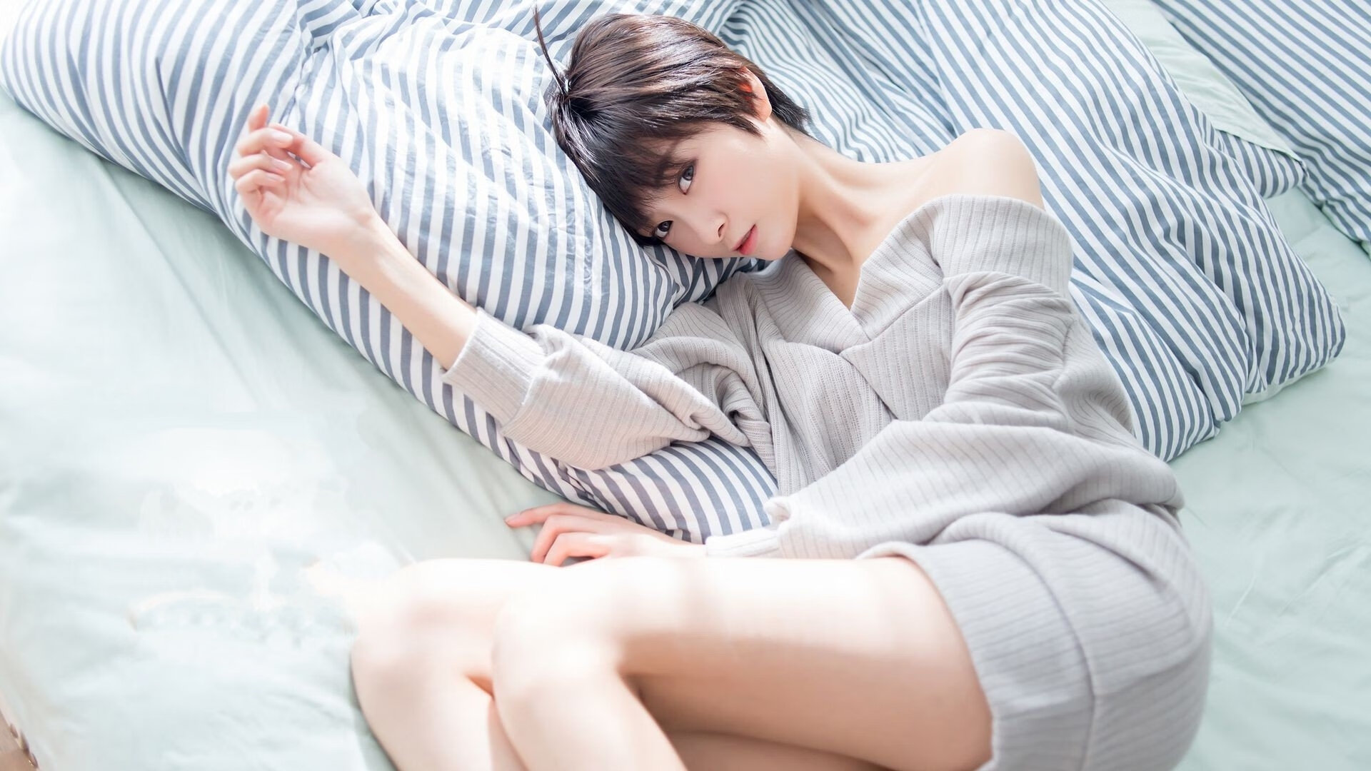 绝境光芒!里昂城下卢卡库一锤定音,瑞士军团轰然倒地