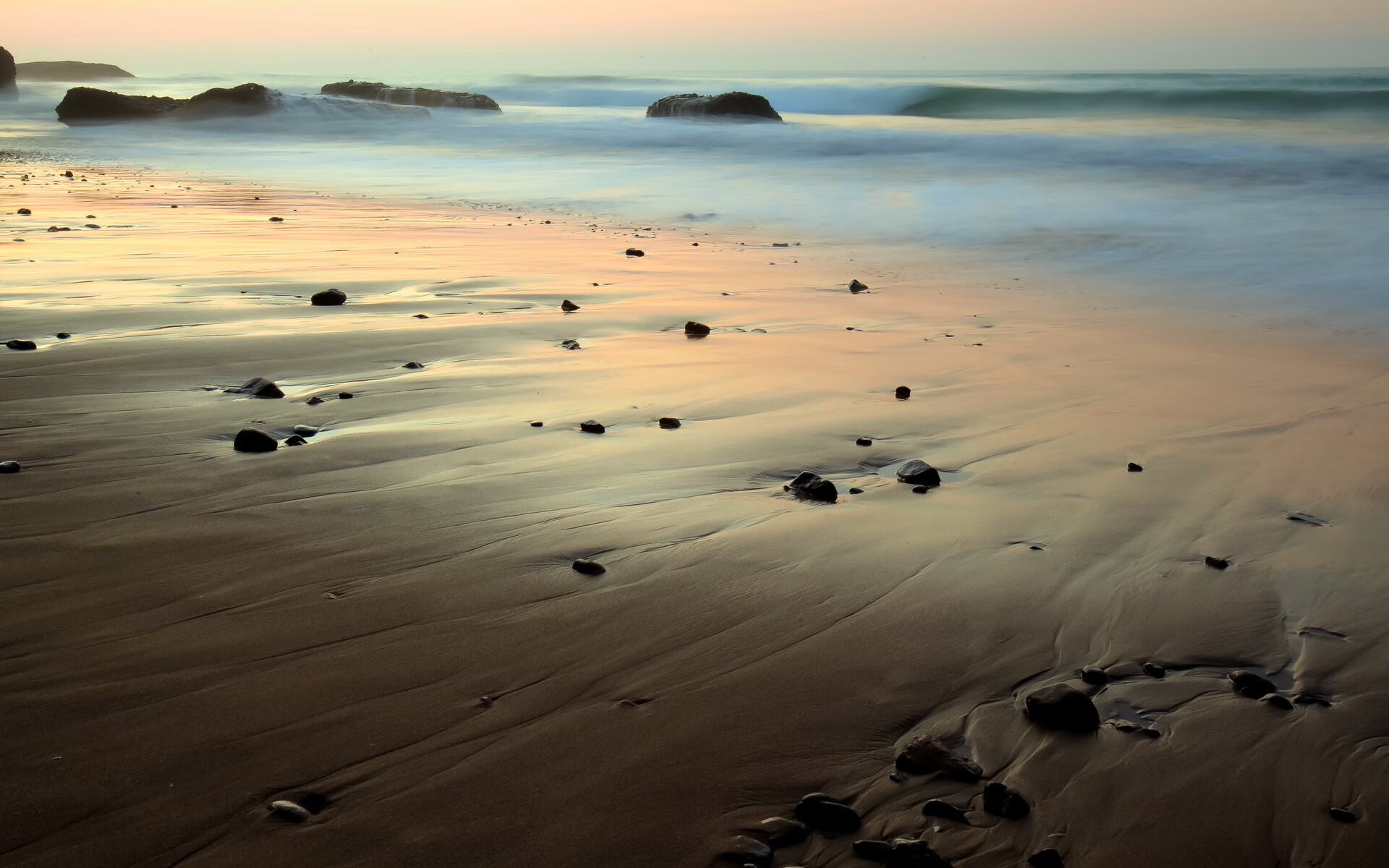 时空错位之战，当AC米兰在量子球场遇见几内亚，苏亚雷斯是唯一的密钥